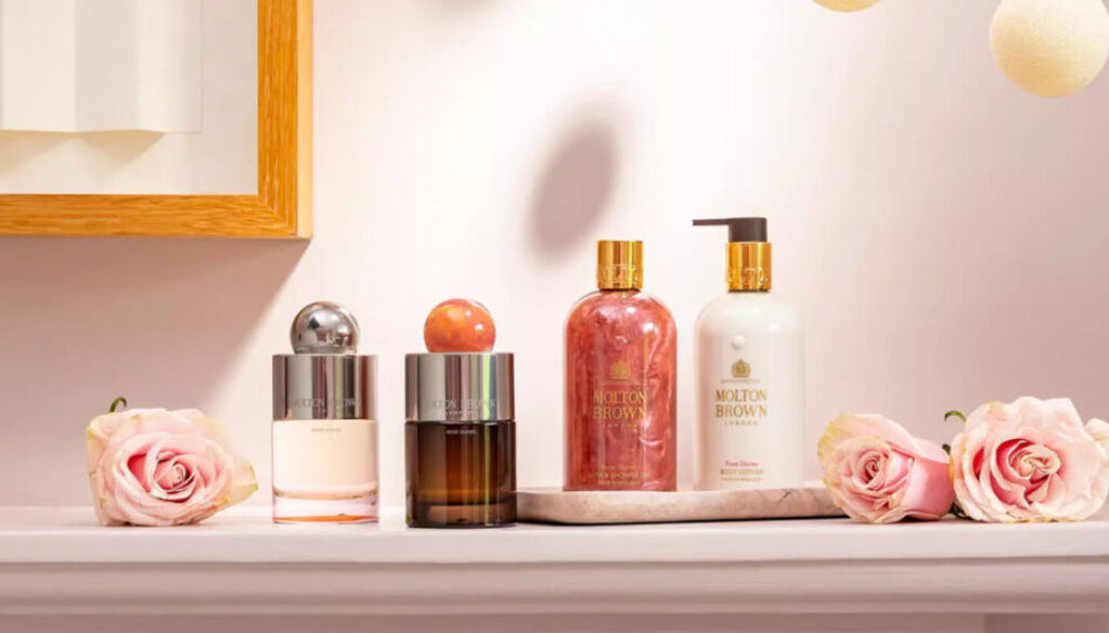 Molton Brown Rose Dunes Fragrance & Paccari Chocolate Experience - Valentine's Day